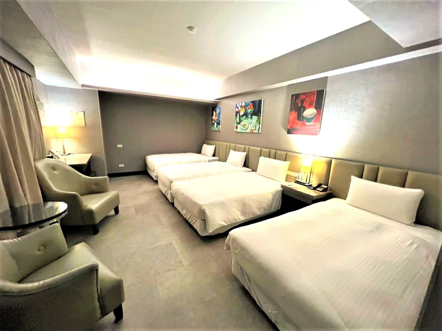 【輕奢華旅行】/ AHotel3+1人房(四小床) / AHotel Quadruple Room