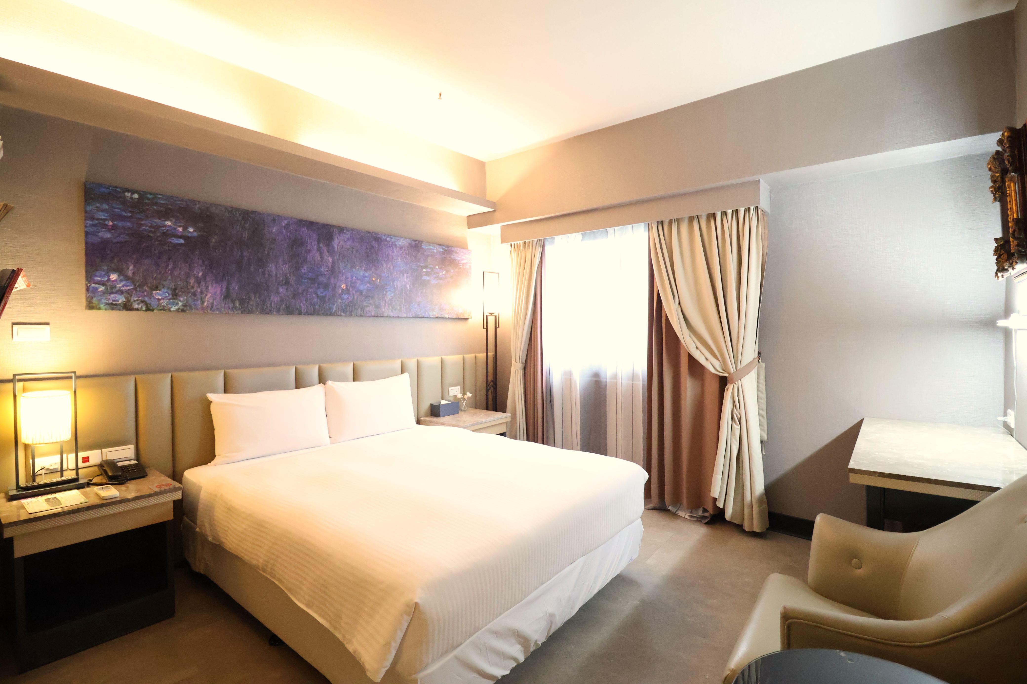 AHotel客房 / AHotel Double Room