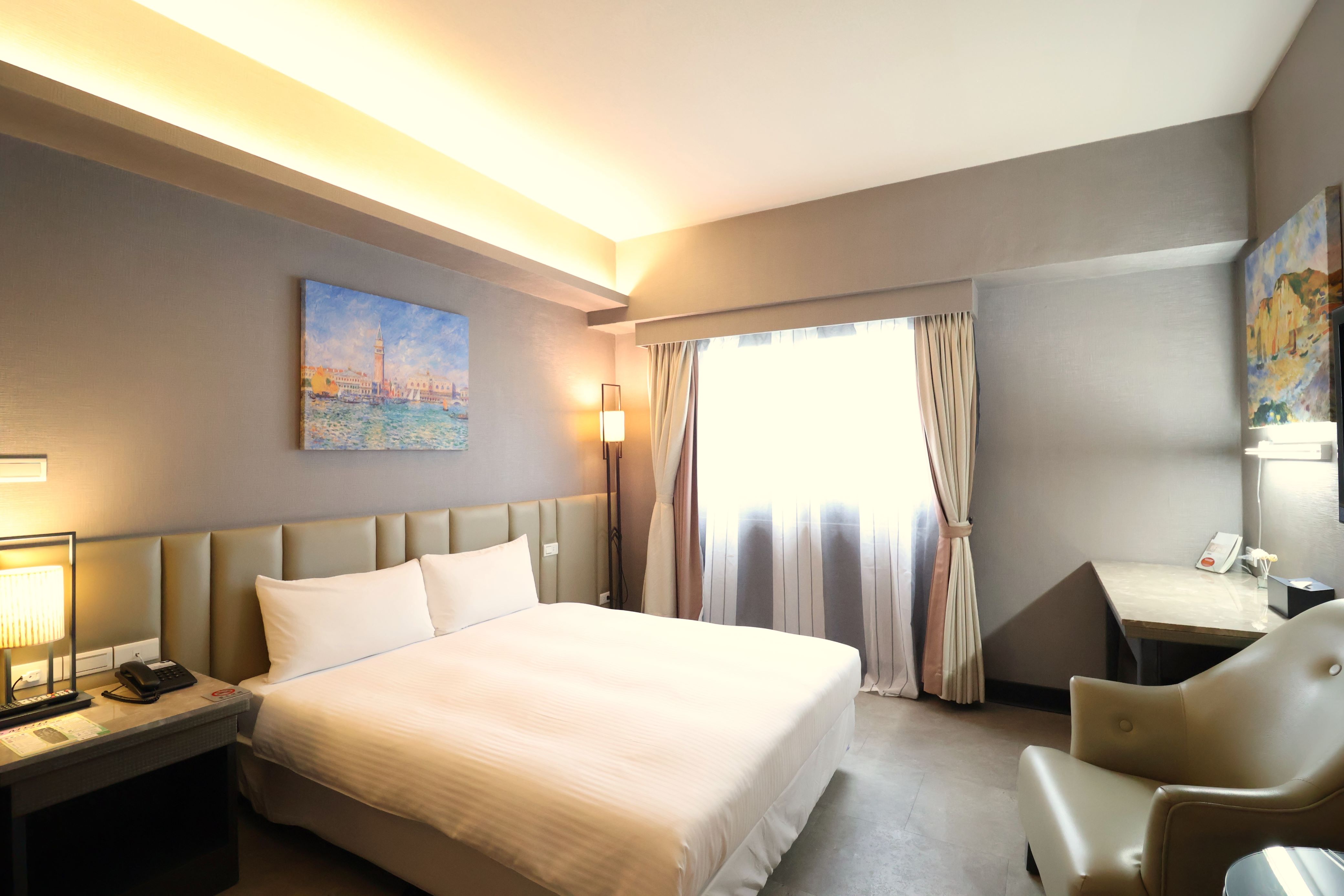 【尊寵享受】/ AHotel客房 / AHotel Double Room