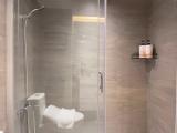 豪華客房(一大床) / Deluxe Double Room